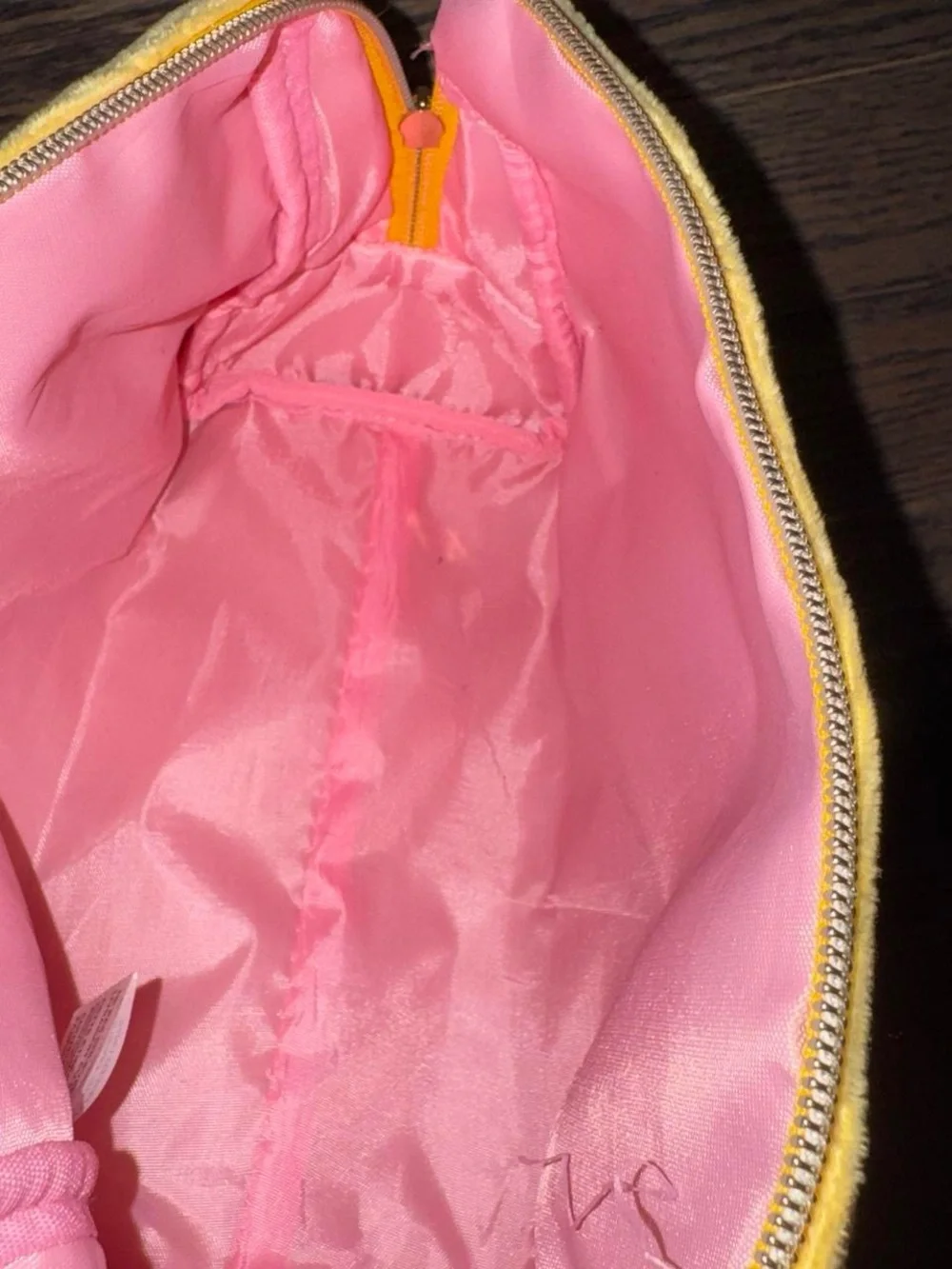 Yellow Juicy Couture makeup bag BRAND NEW with pink inside #y2k #glamour #makeup
